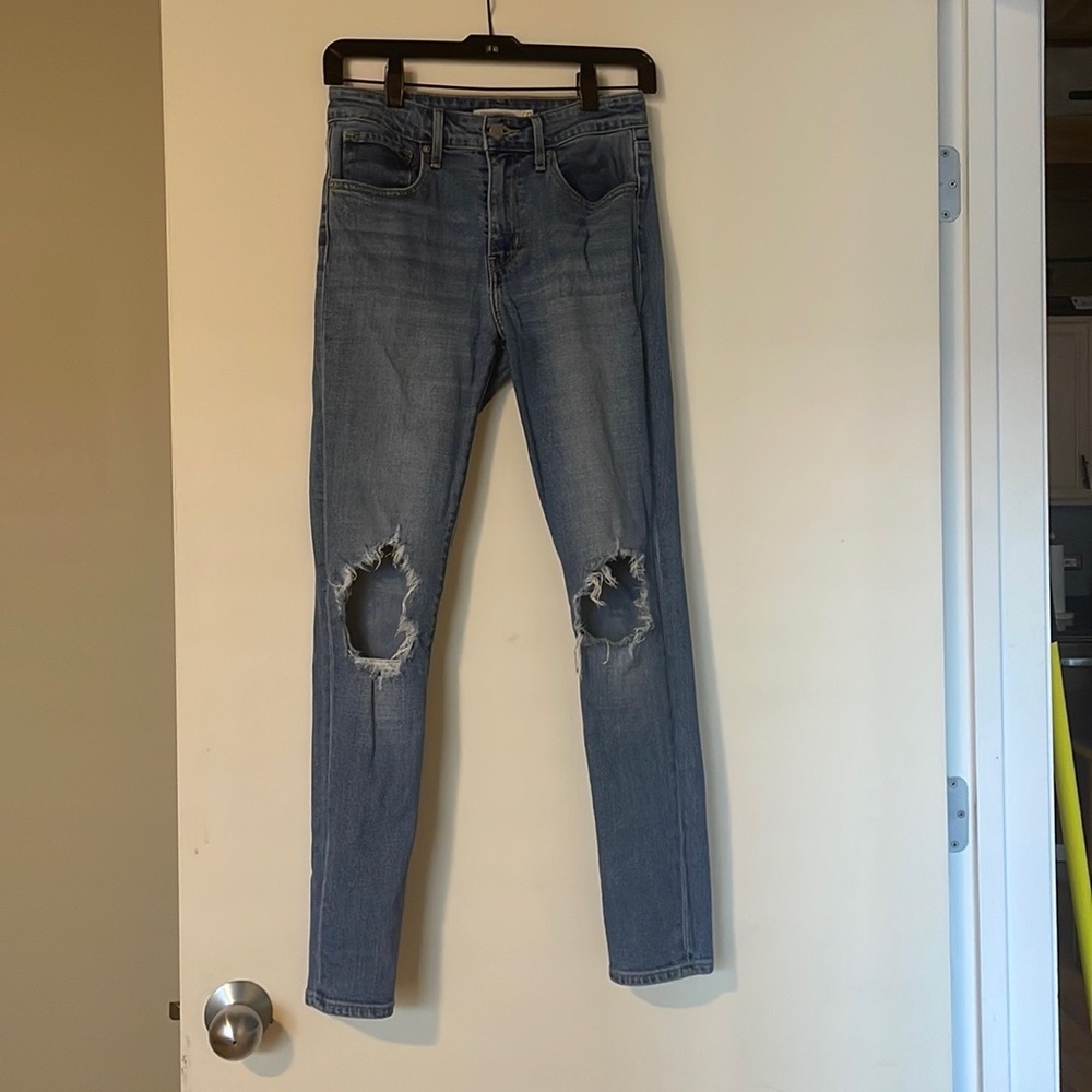 Levis 721 High Rise Skinny Size 27